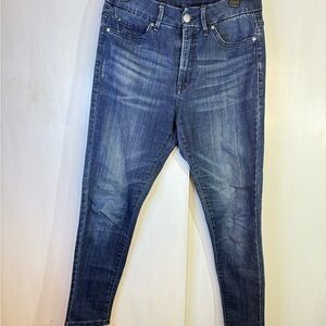 7 For All Mankind 10 Tummyless High Rise Skinny Jeans